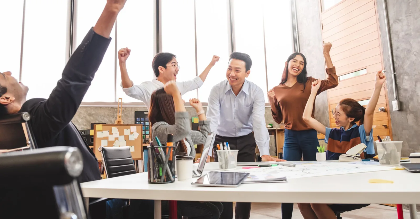 The Pros and Cons of Outsourced Design Subscriptions for Businesses