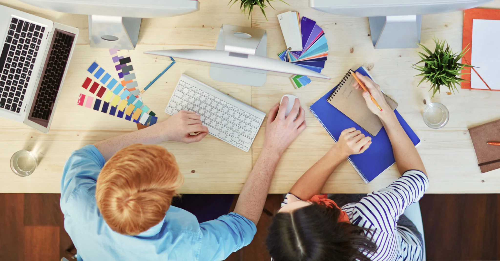 In-House Graphic Designers vs Design Force