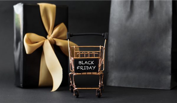 How to Optimize Your Black Friday Marketing Strategy in 2021 (+ Actionable Design Tips)__blog image